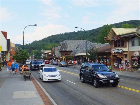 Gatlinburg Web Cam and Gatlinburg Webcams in the Smoky。